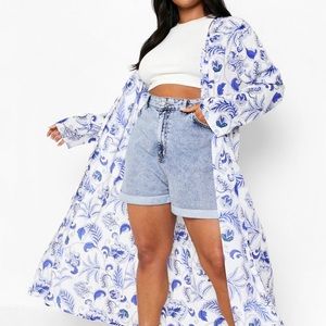 Blue and white, maxi length, kimono. Boohoo brand. Size 22